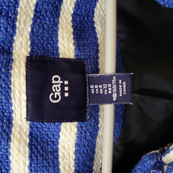 Gap blue and white stripe blazer - Picture 2 of 8